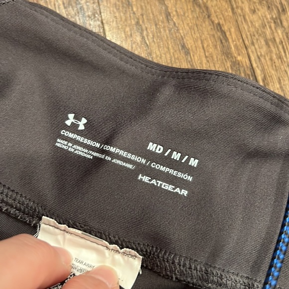 UNDER ARMOUR COMPRESSION PANTS #1417, size medium - Picture 4 of 8